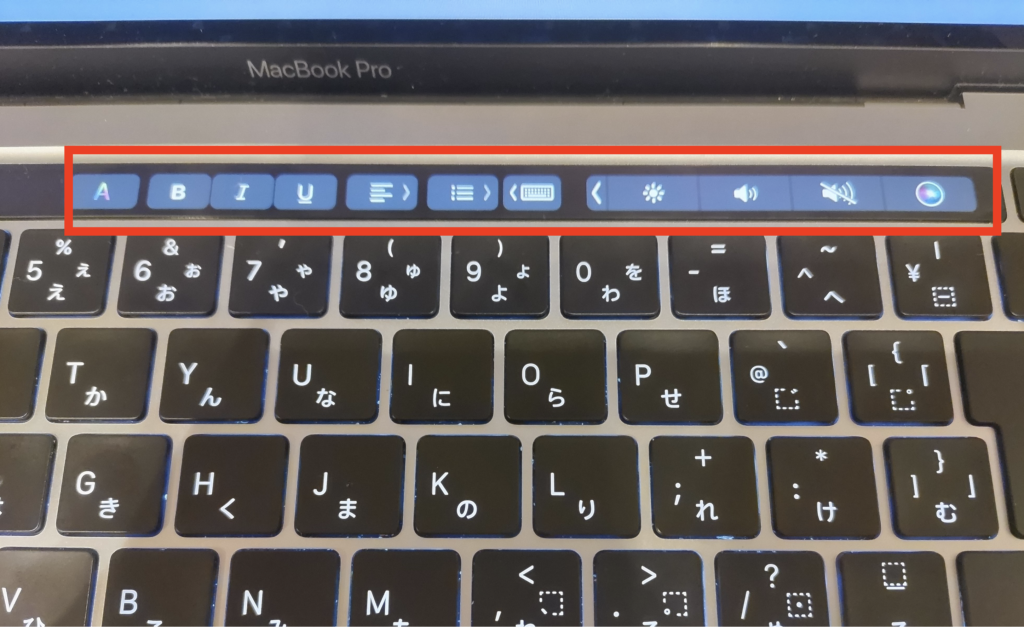Macbook Proキーボードの写真